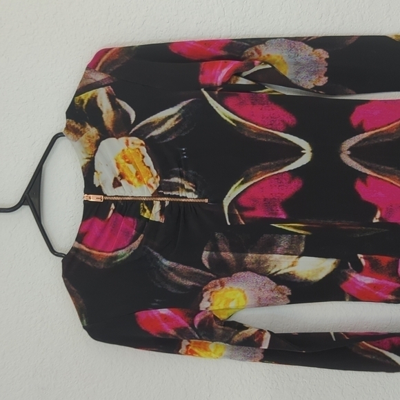 Ted Baker London Petal Print Twisted Knot Sheath Dress Small business cocktails - Picture 5 of 9